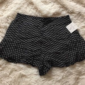 NWT XS BP FLOWY PRINTED SHORTS